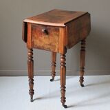 XiXe mahogany flap table