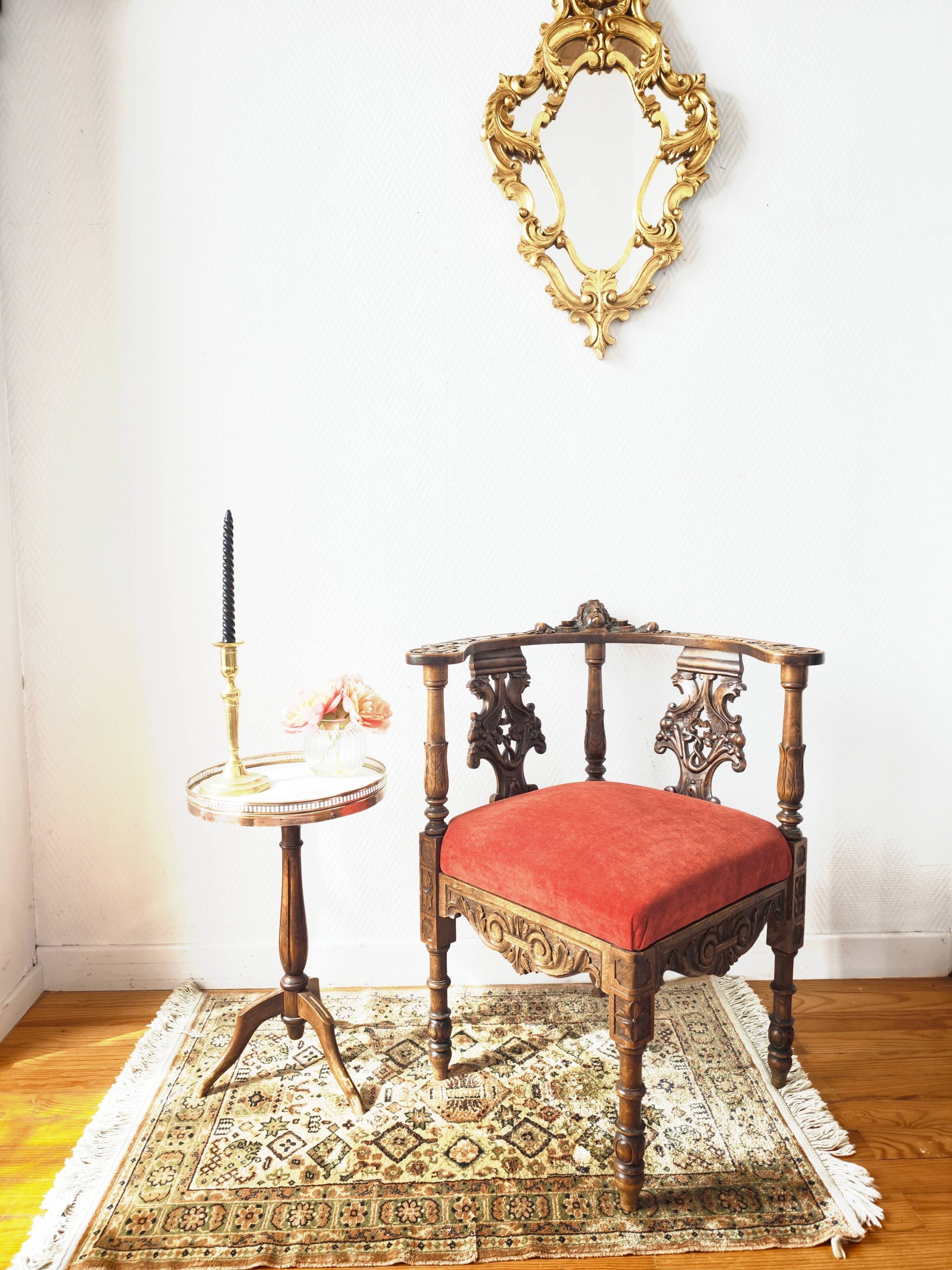 Guéridon tripode style Louis XVI marbre blanc et laiton