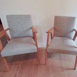 Set of 2 vintage chairs