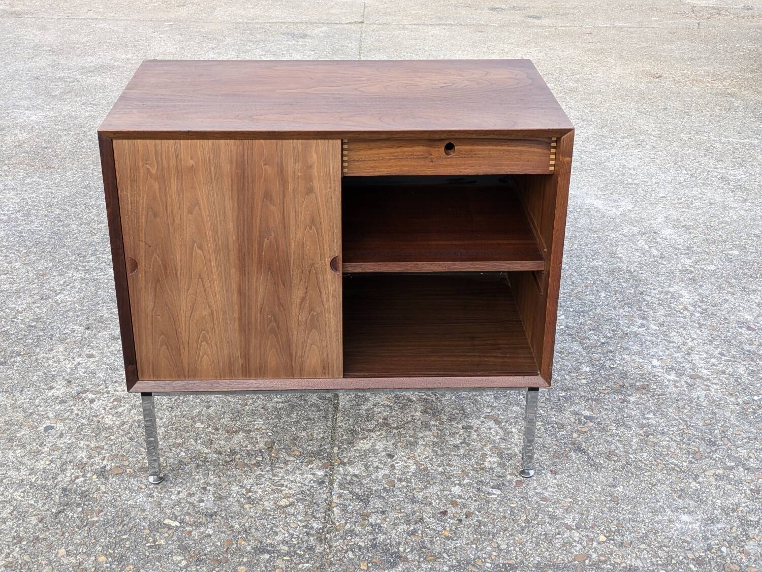 Vintage teak sideboard attributed to Poul Cadovius.