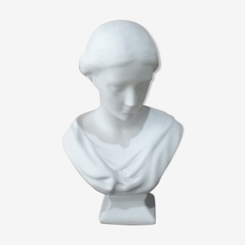Buste d'une jeune femme Raphael Sevres