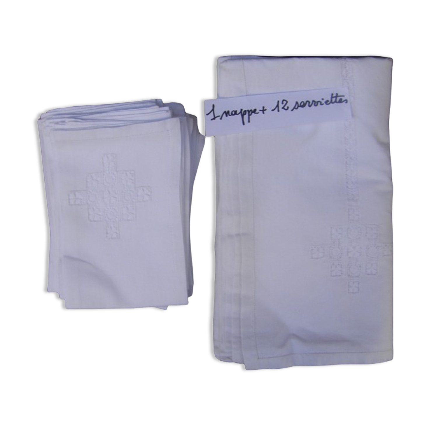 Tablecloth and its twelve vintage towels