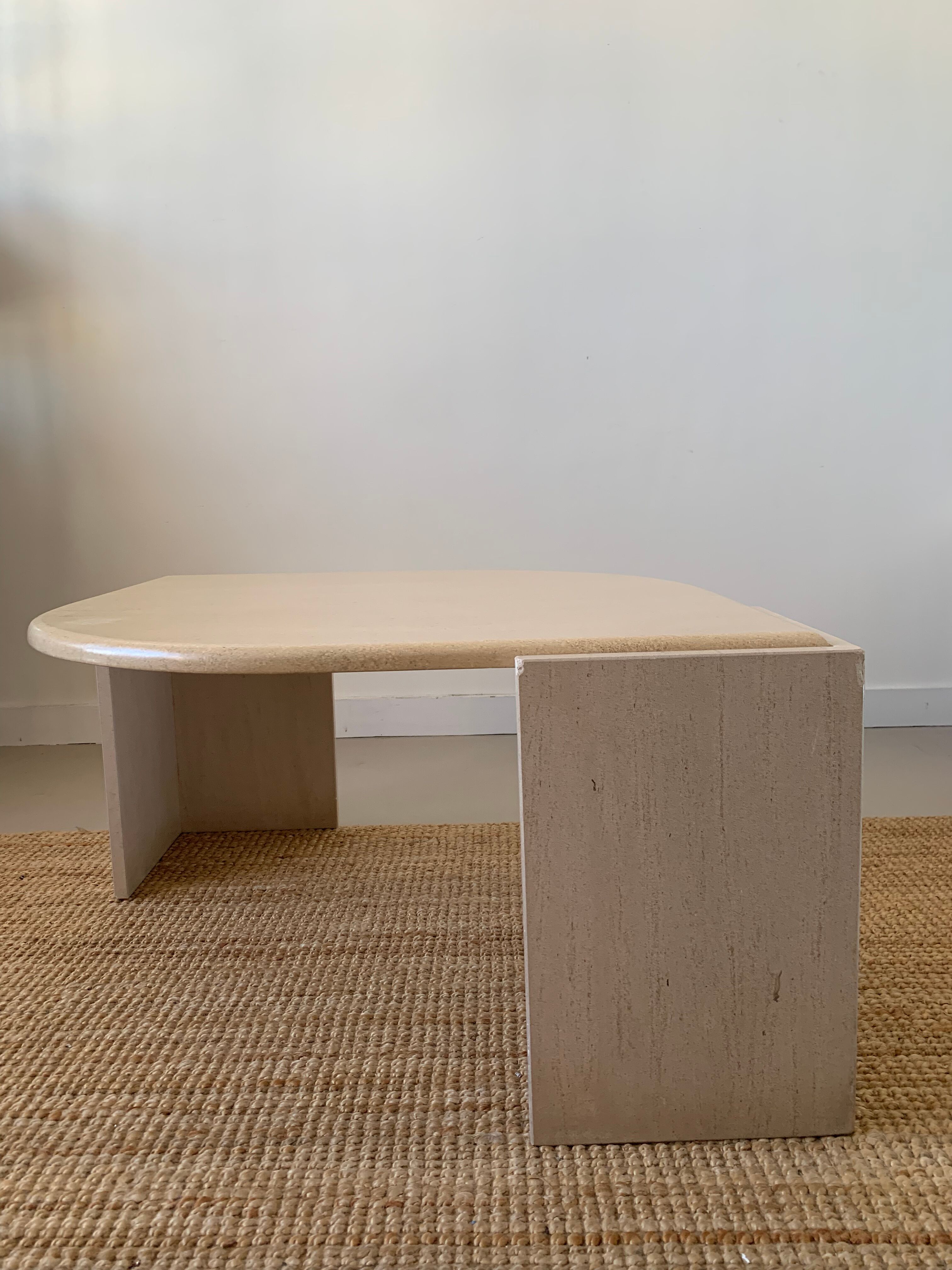 Table basse en travertin vintage