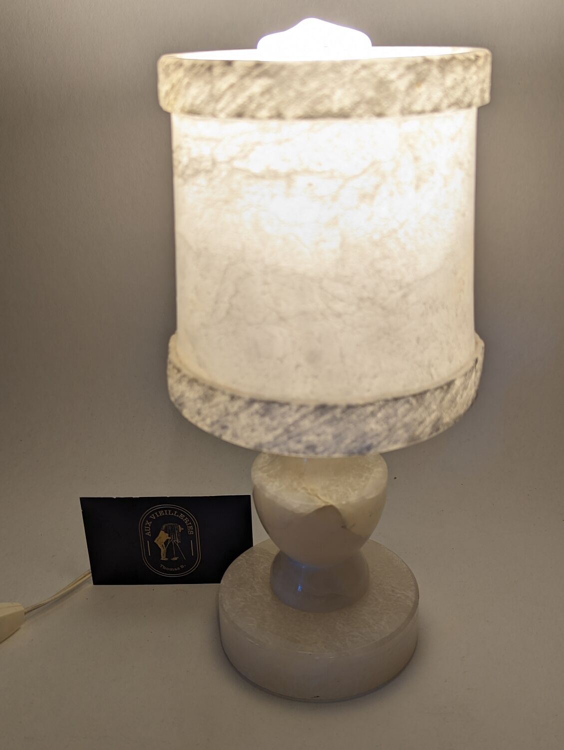 Alabaster lamp