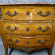 Commode Louis XV en marqueterie et marbre rose