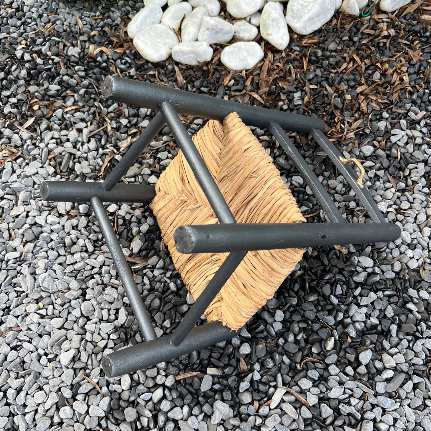 Mulched children's chair