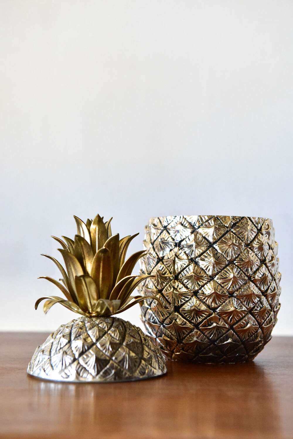 Pineapple ice bucket designed by Mauro Manetti for Fonderia d'Arte