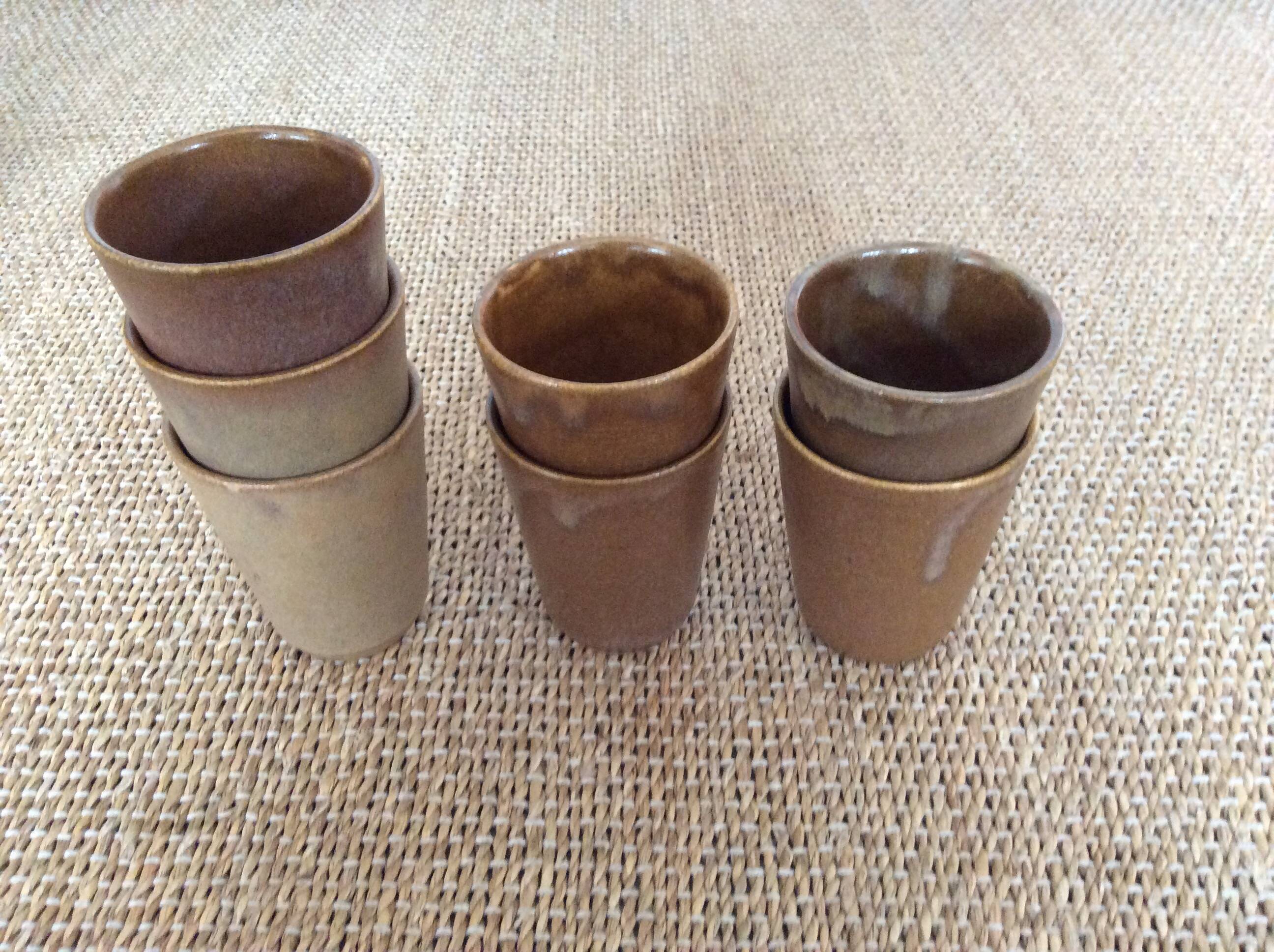 7 stoneware coffee cups
