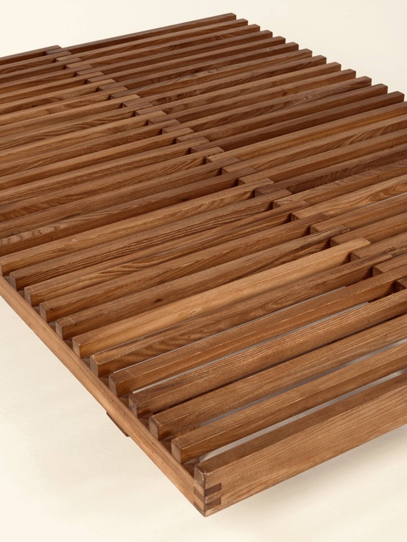 Sliding bench stone chapo