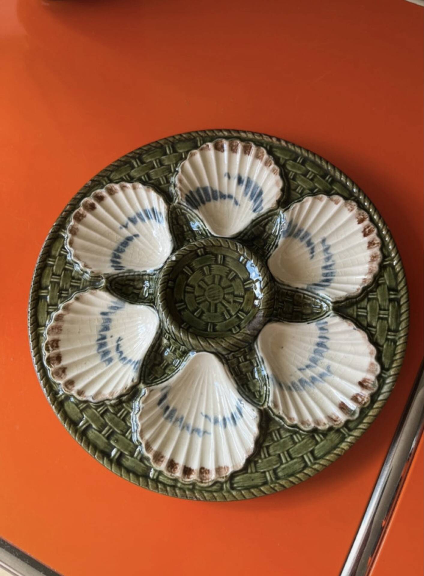 Rare green Longchamp oyster plate