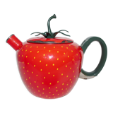 Enamelled strawberry kettle