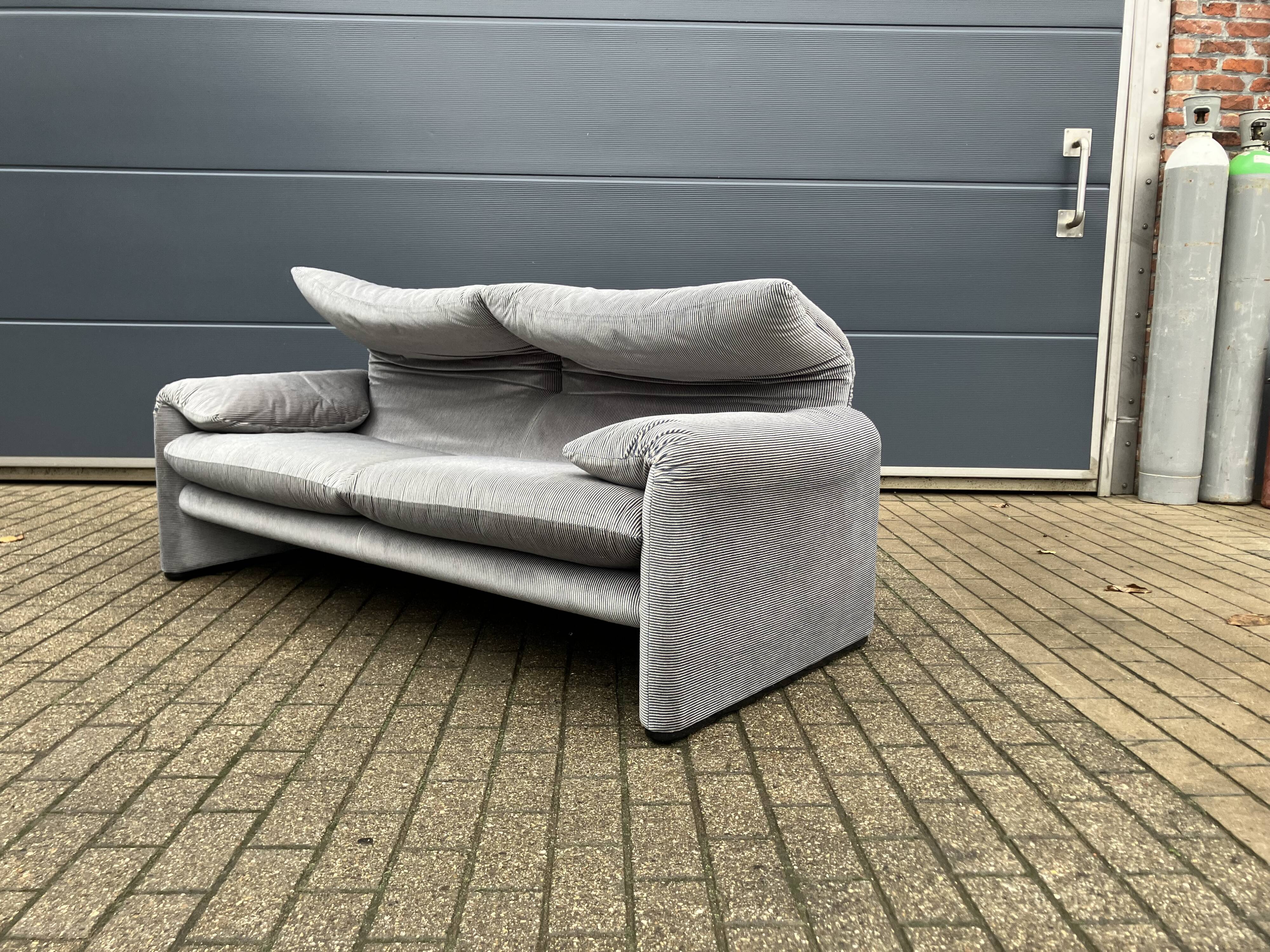 Originele Cassina Maralunga 2,5zit (190 cm) in NIEUWSTAAT!!