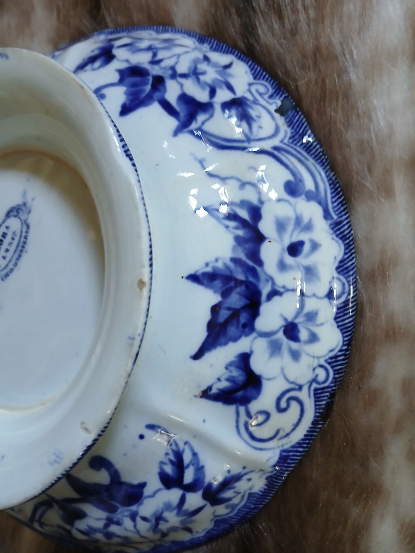 2 antique compotiers in Creil and Montereau ironstone.