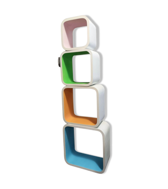 Cubes étagère gigogne en bois blanc intérieur coloré x4