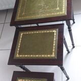 Pull out tables