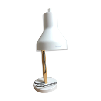 Desk lamp