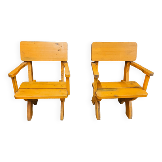 Paire de fauteuils en bois massif 1960