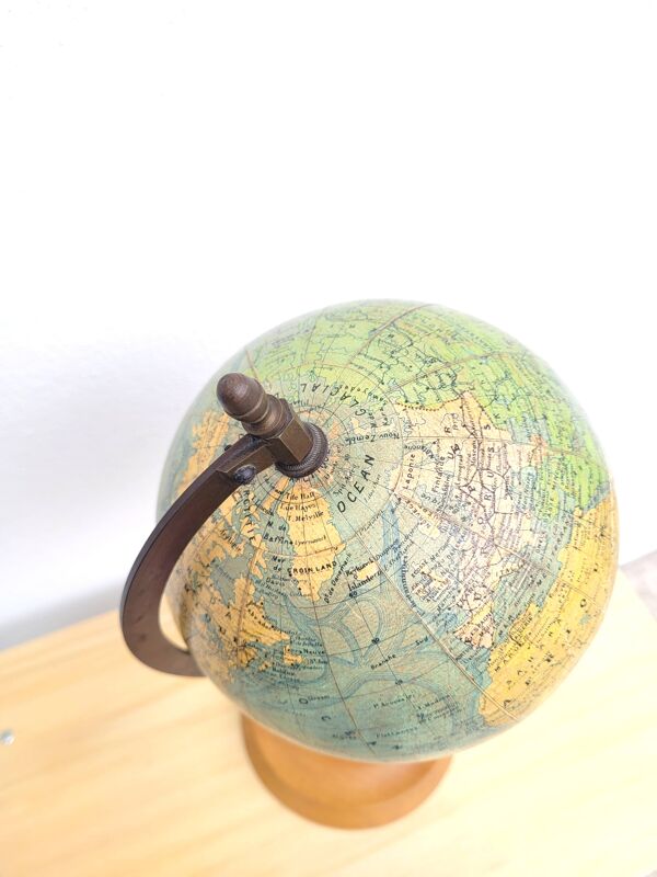 Globe terrestre mappemonde XIX° siècle par J. Forest