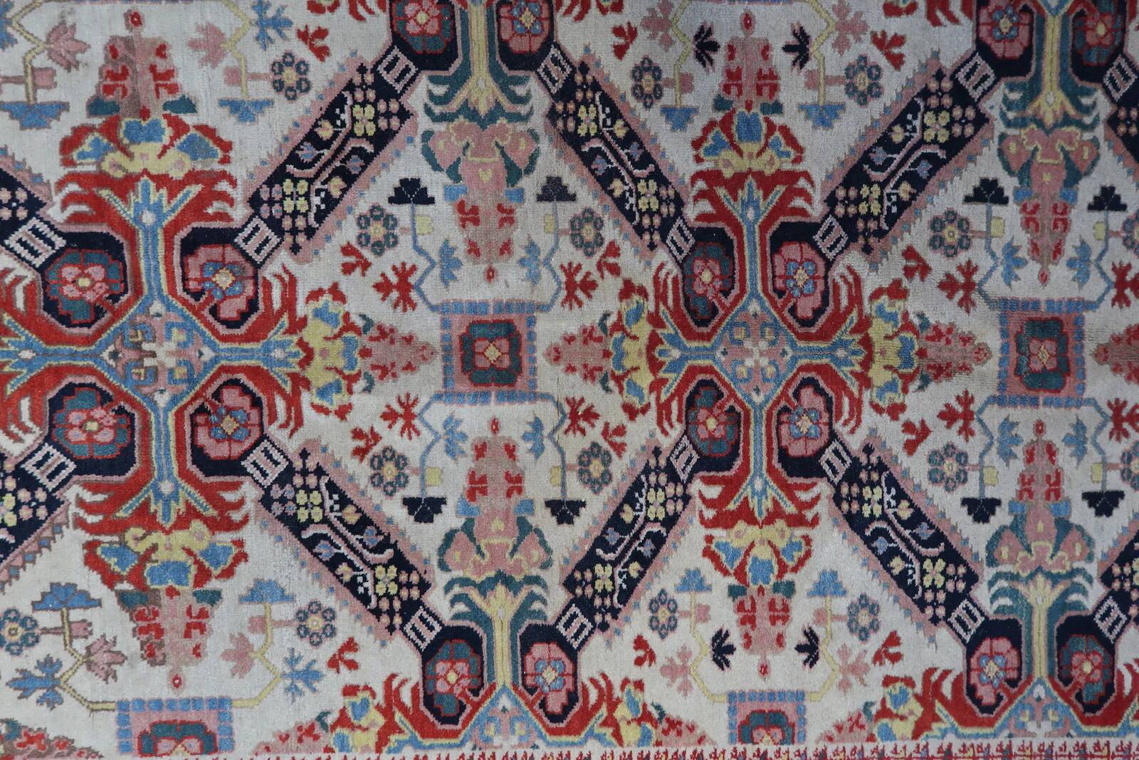 Handmade vintage Caucasian Zeyhur rug 130cm x 228cm 1950s