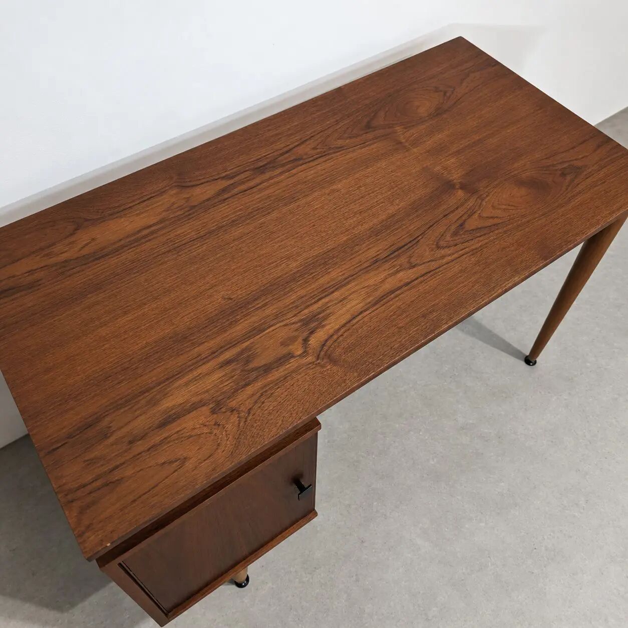 Bureau vintage 1960
