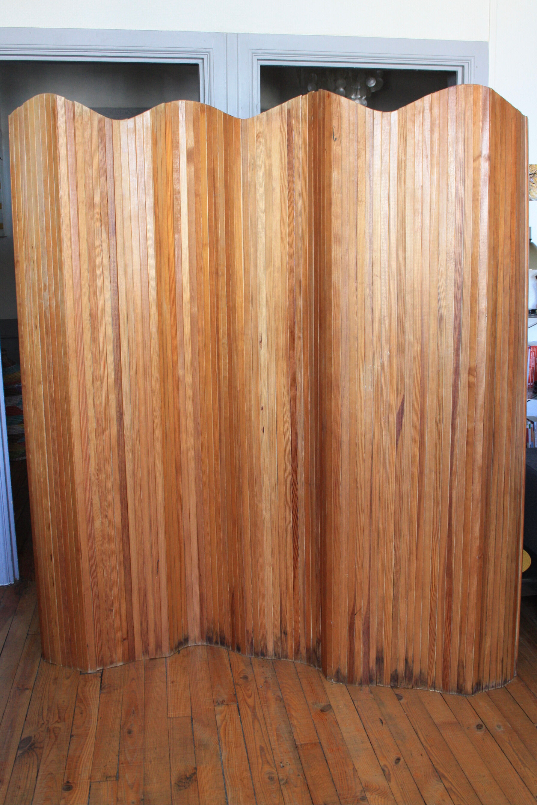 Wooden screen