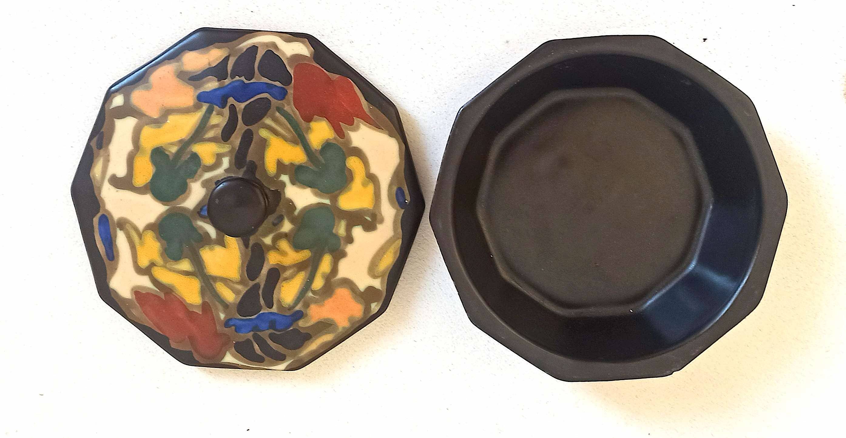 Ceramic candy box Bergen, Belgium 1920s Width 14 cm