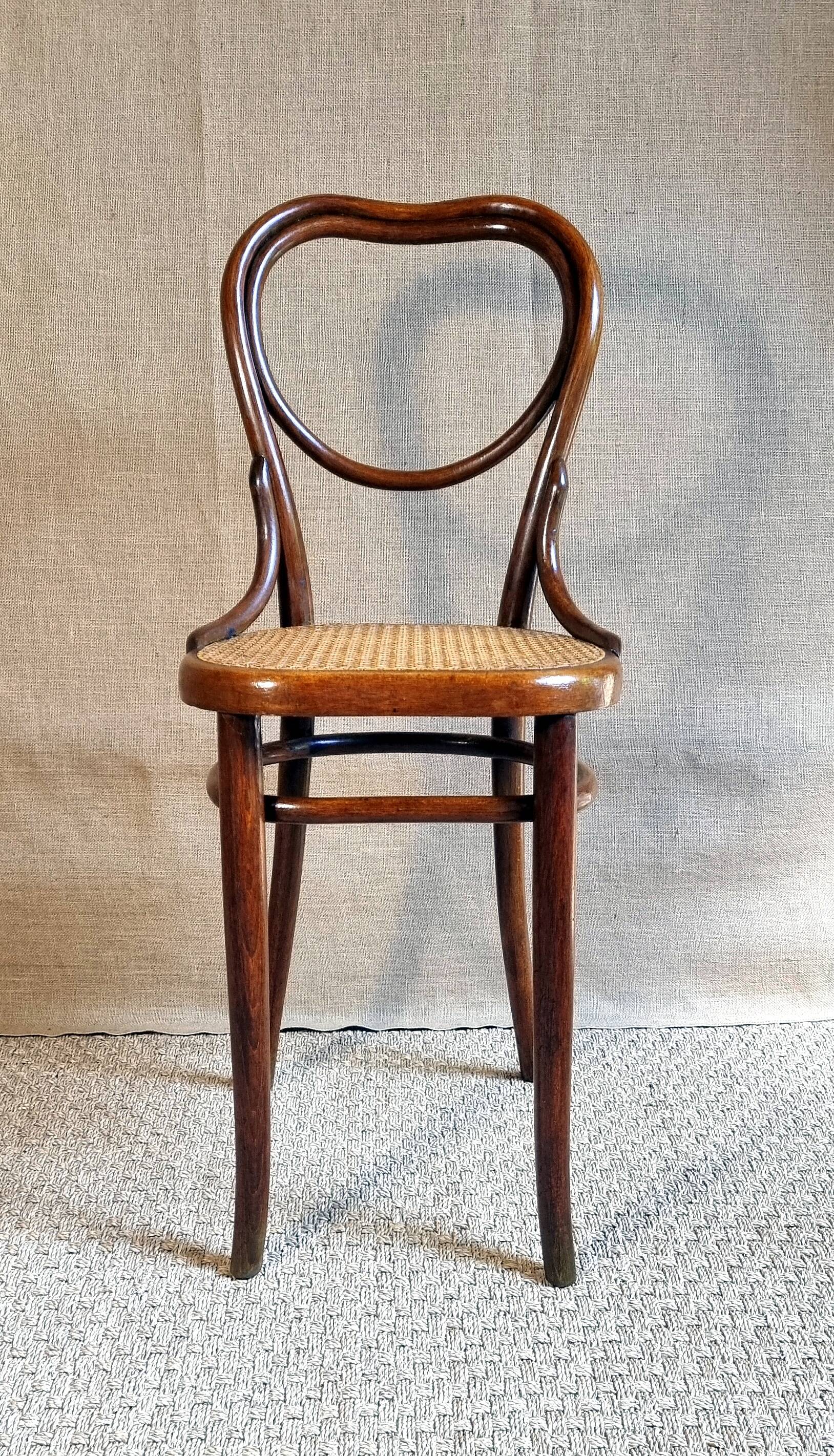 Thonet chair n°28 from shop and counter 1900