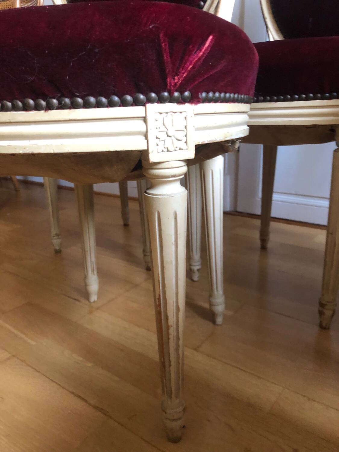 Lot of six Louis XVI chairs purple velvet patinated wood