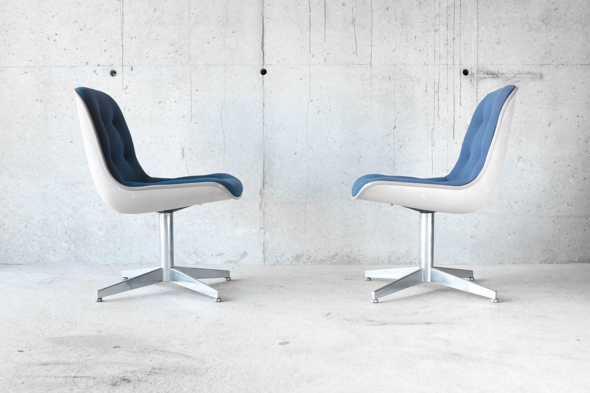 Pair of chairs of Randall Buck for Steelcase Strafor - 1970