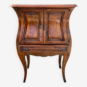 Petite commode bombée