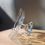 Bol sur pied en verre Mikasa avec tulipes roses et bleues