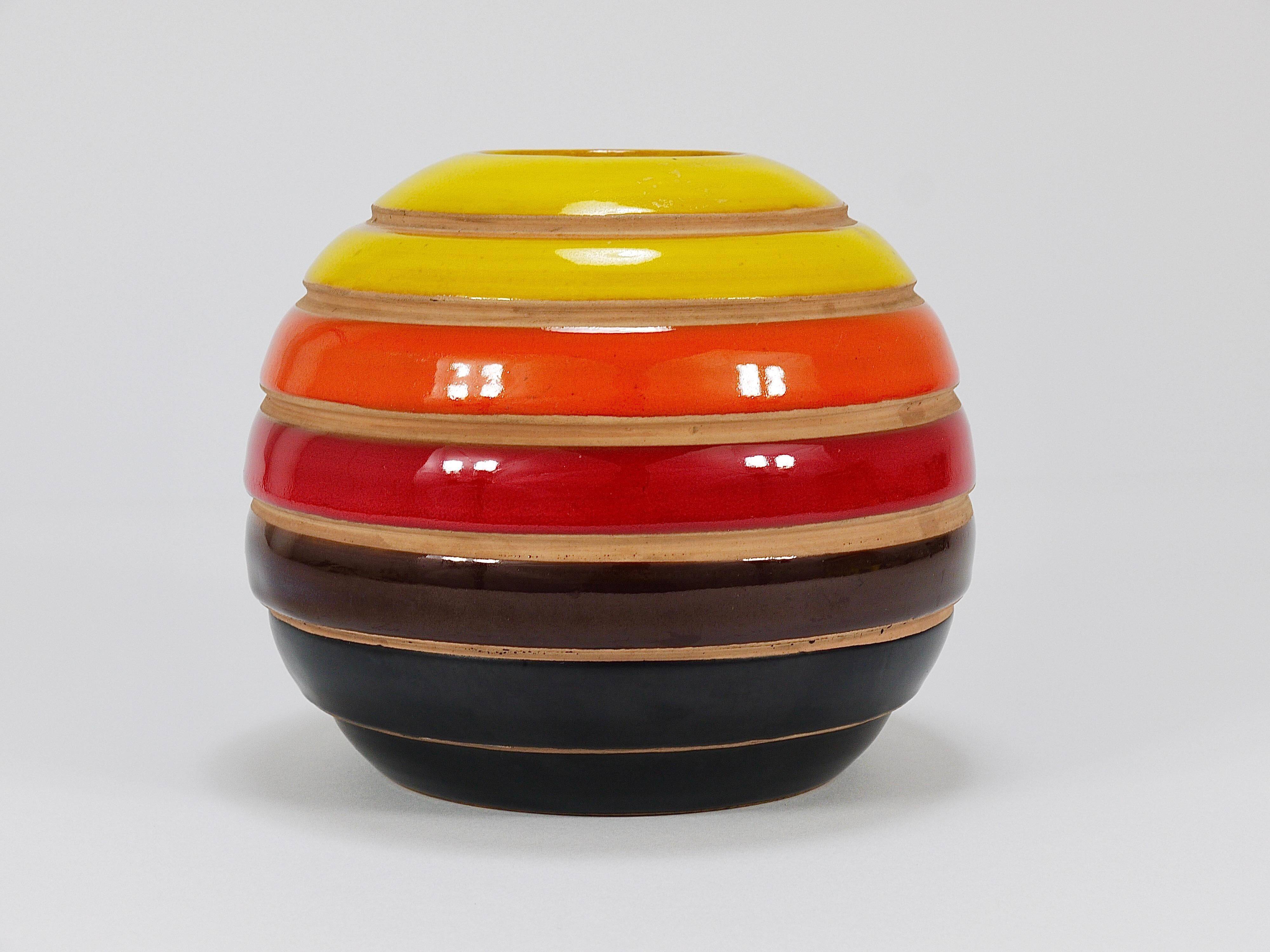 Vase boule en céramique rayé Aldo Londi Bitossi, Italie, 1960s