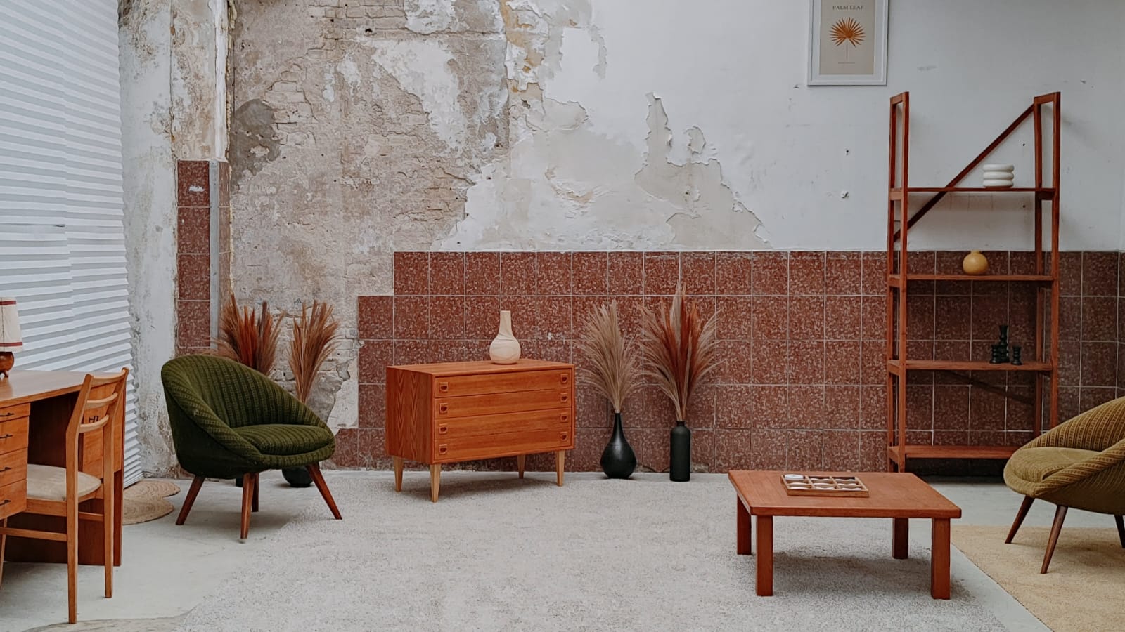 Mid Century chest of drawers