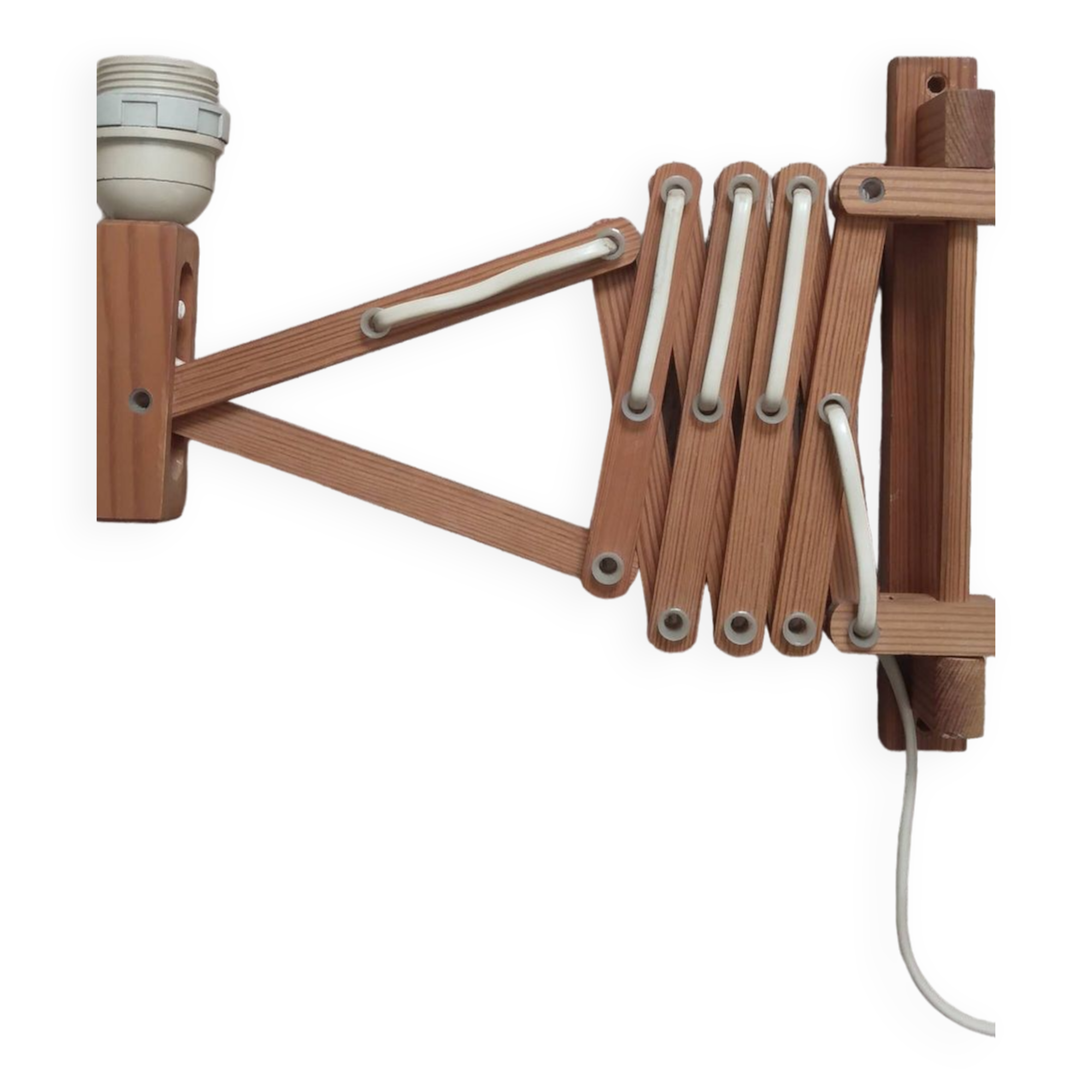 Accordion wall light.