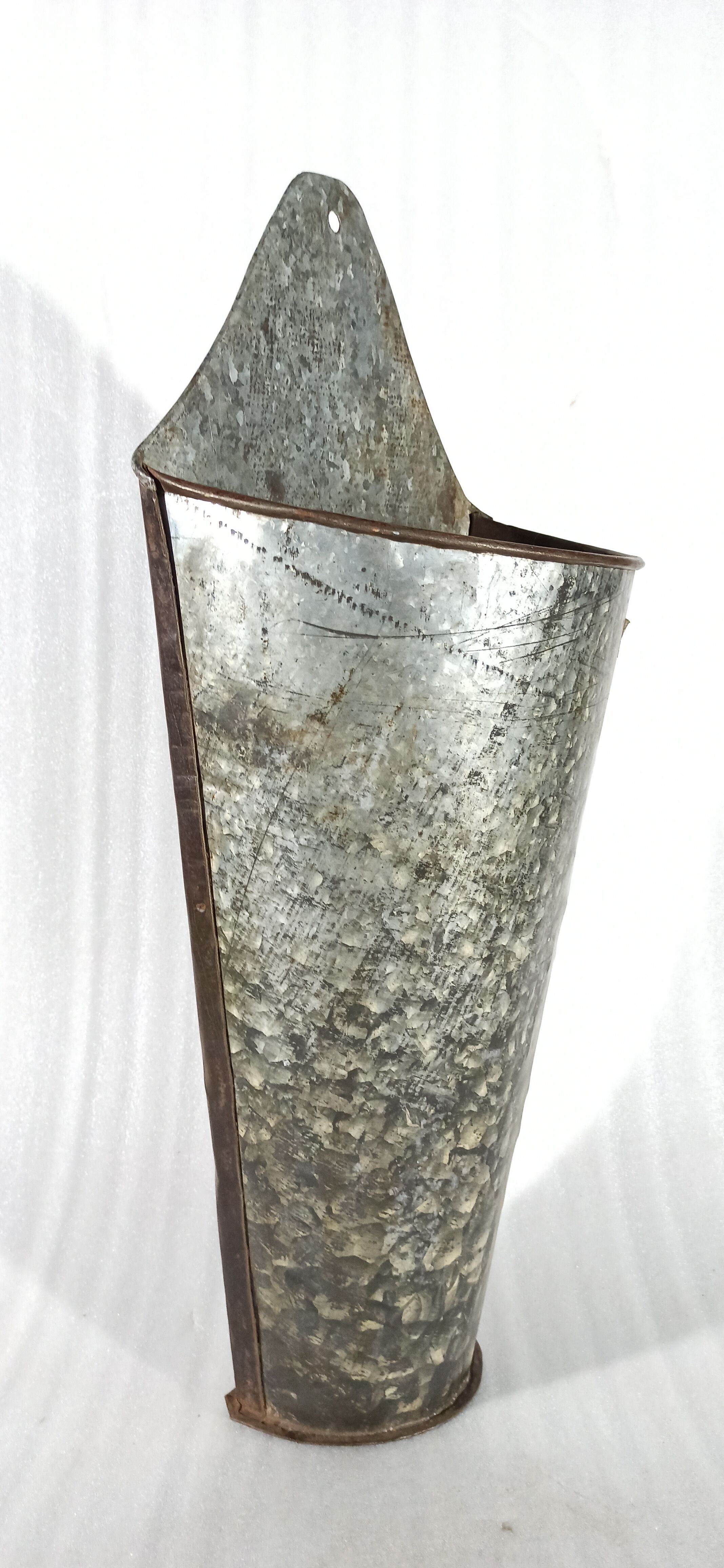 Zinc flower pot