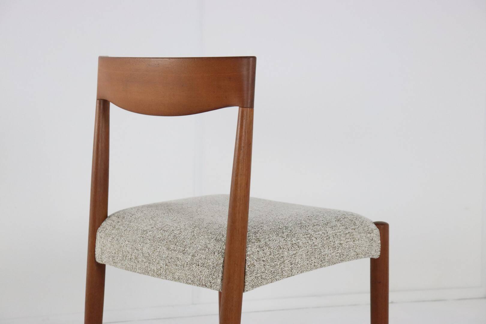 Set of 4 JCA Jensen chairs ‘Hornum’ design danois