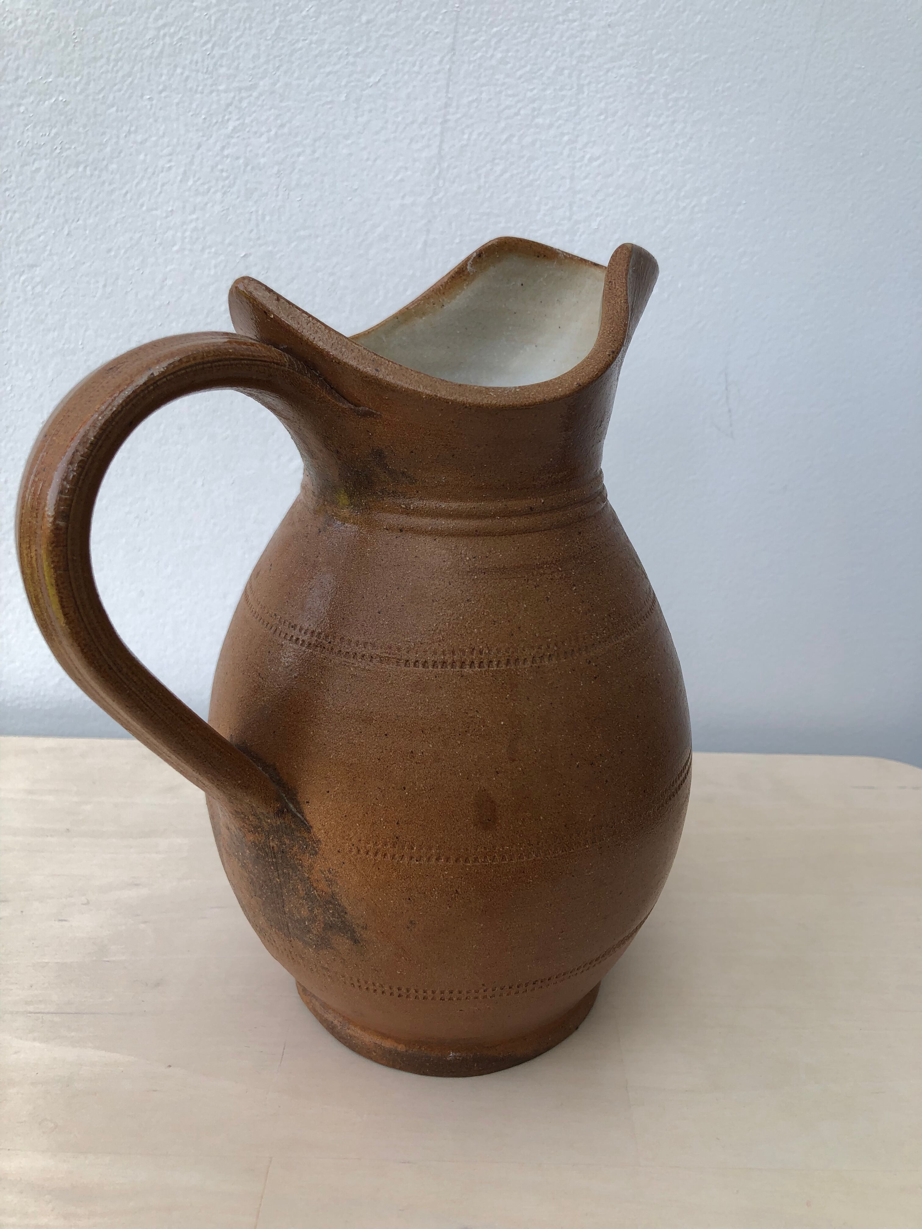Sandstone pitcher