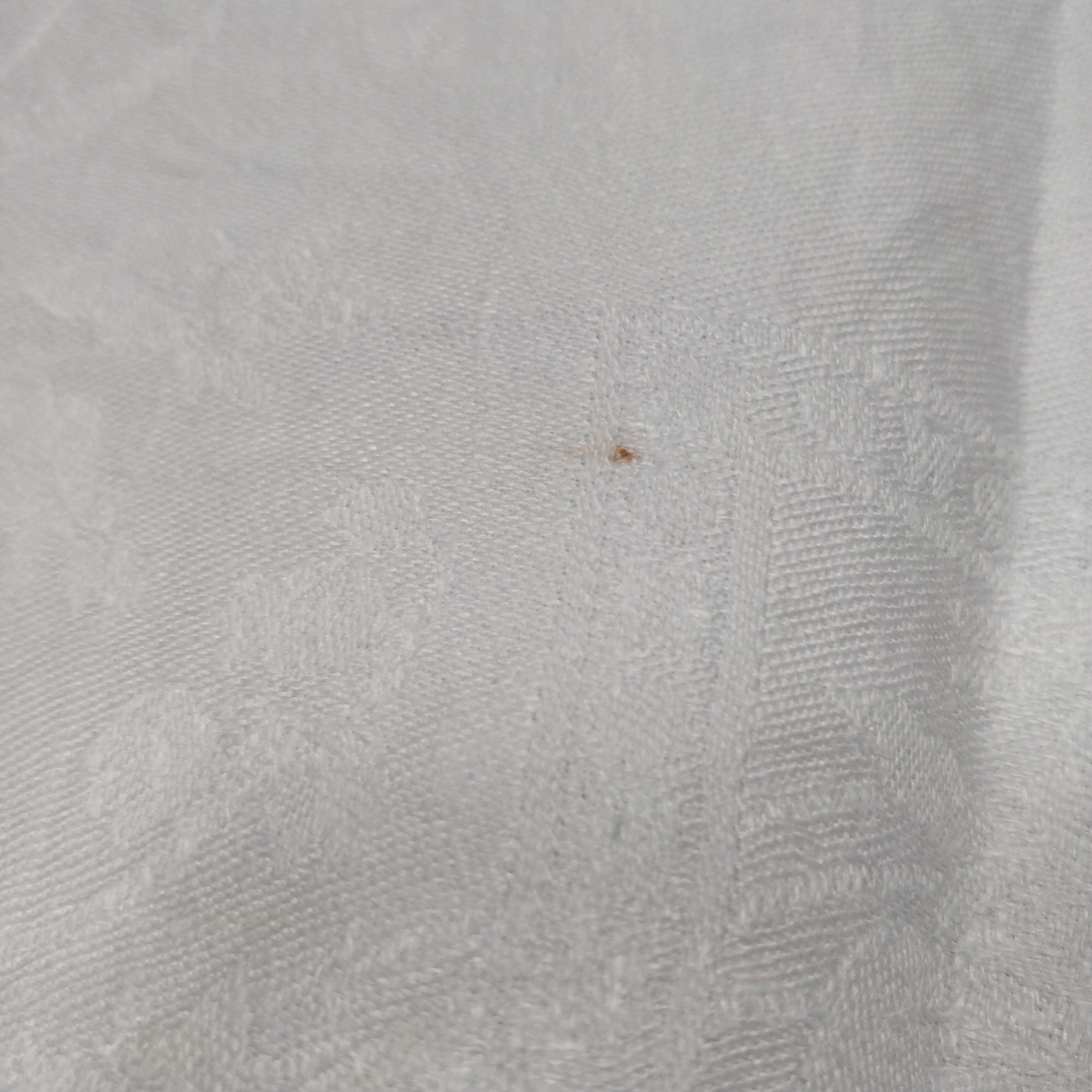 White linen towels embroidered