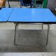 Table Formica bleu vintage