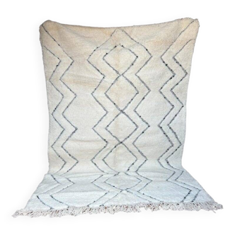 Tapis marocain traditionnel en laine fait main