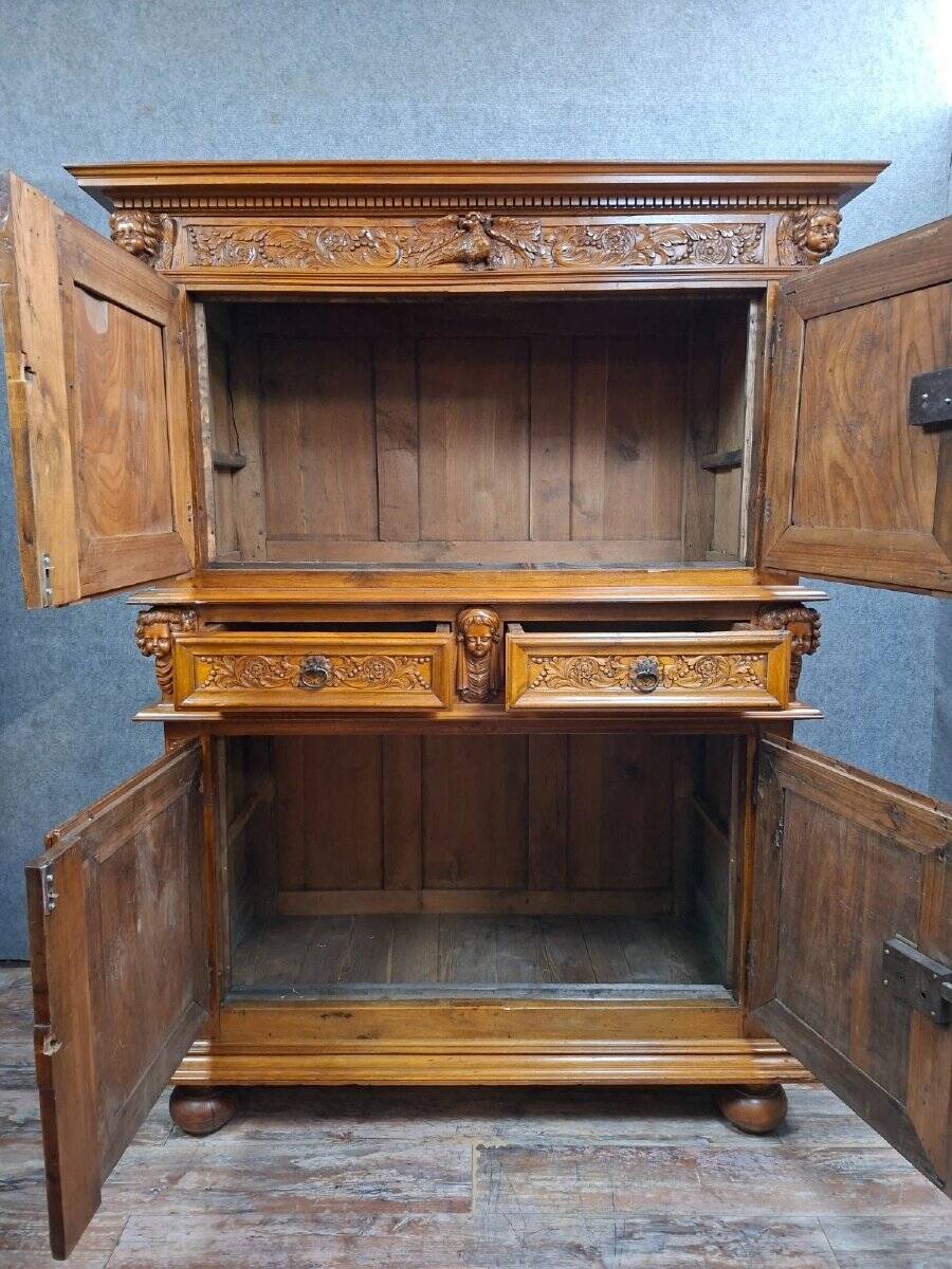 buffet with two richly carved walnut bodies – Renaissance style – 19th century
