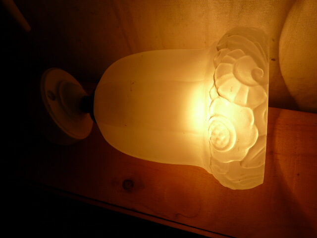 art deco wall lamp porcelain tulip glass