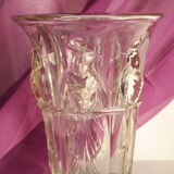 Vase with parakeets in art deco glass