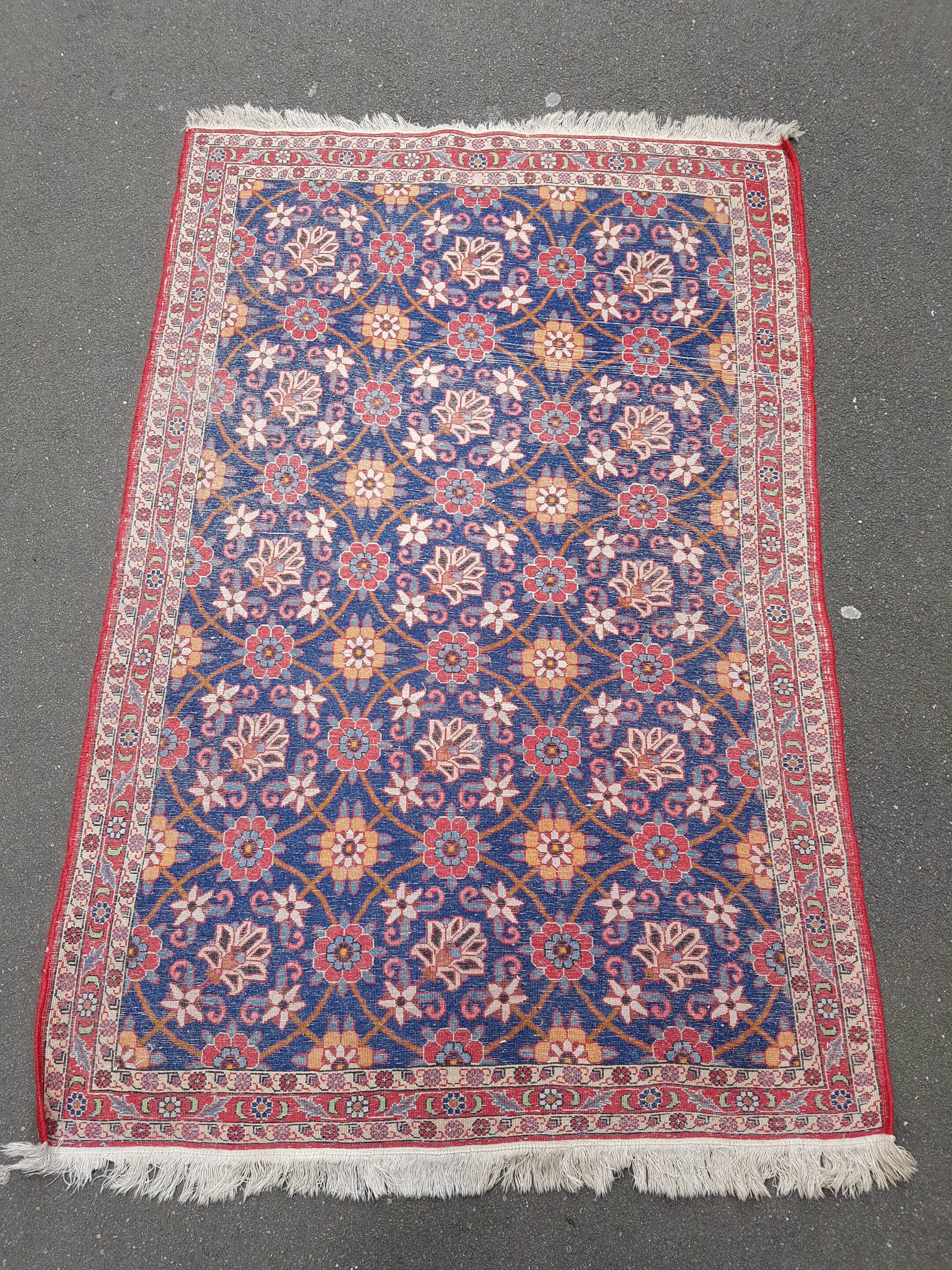 Iranian carpet in wool of the 1970s size 102x162cm