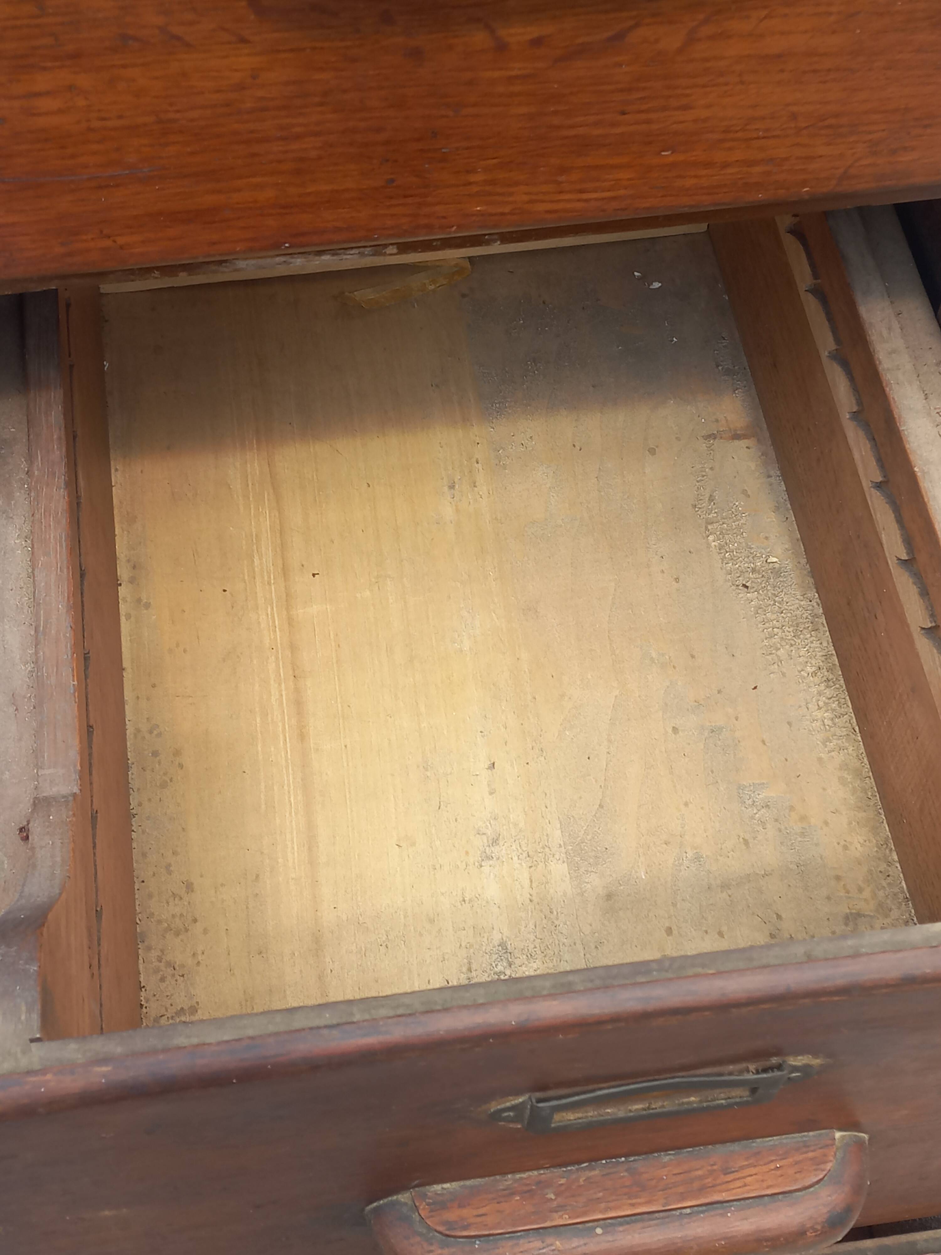 Oak craft cabinet with 5 drawers from the 1930s/1950s