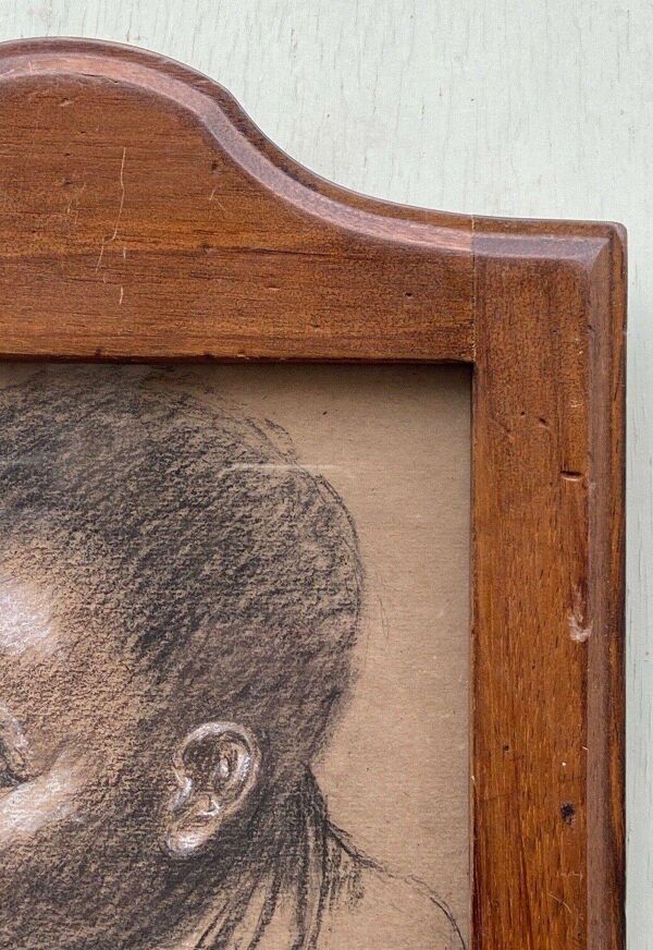 Tableau ancien portrait de garçon noir au fusain cadre en bois signé RD 96