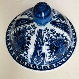 Large covered pot in Delft earthenware
