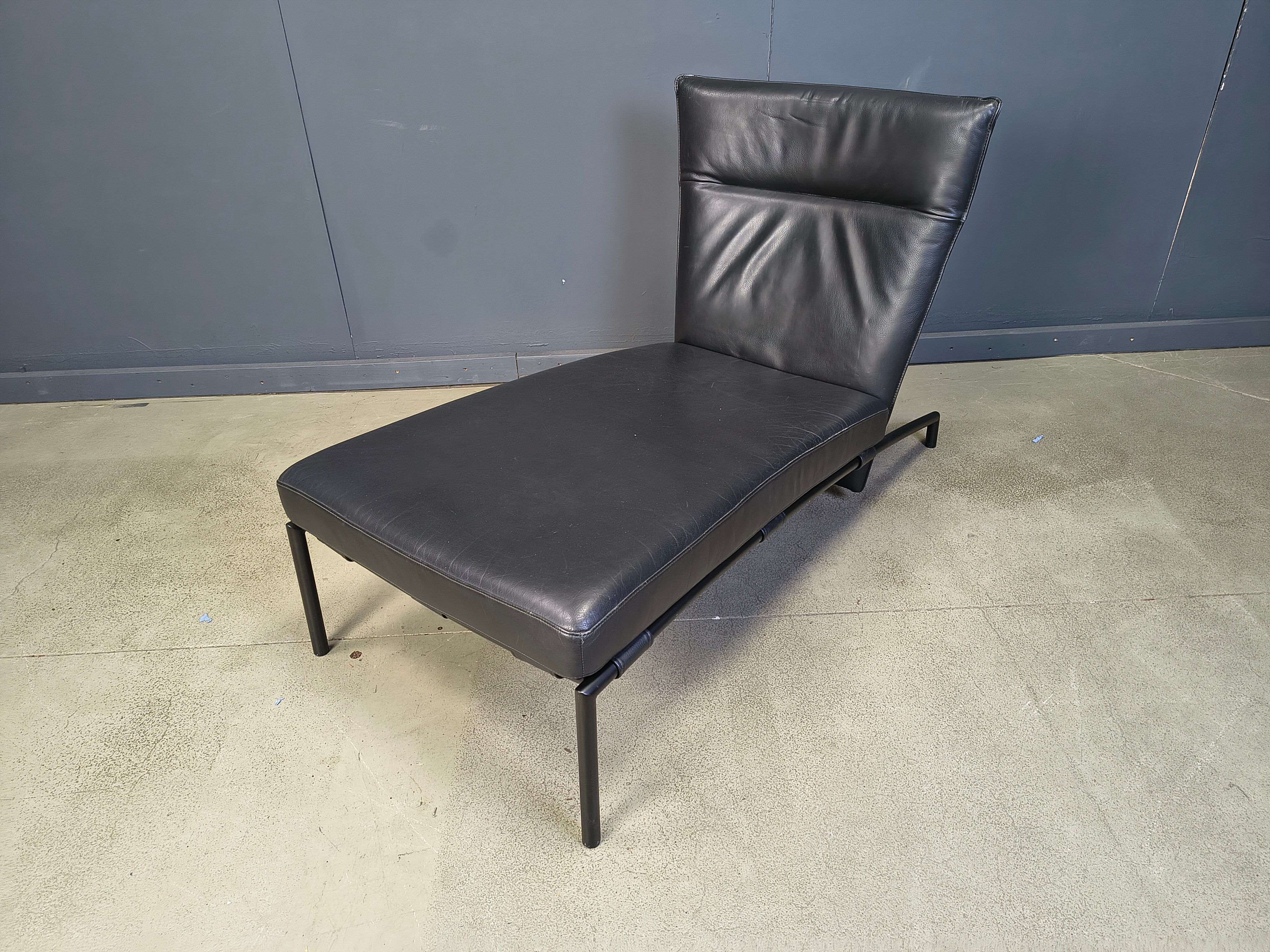 Vintage black leather chaise longue by Peter Mally for Cor, 1990s