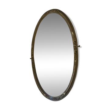 Antique oval gold mirror with floral decoration – 105 × 70 cm Elegant mirror