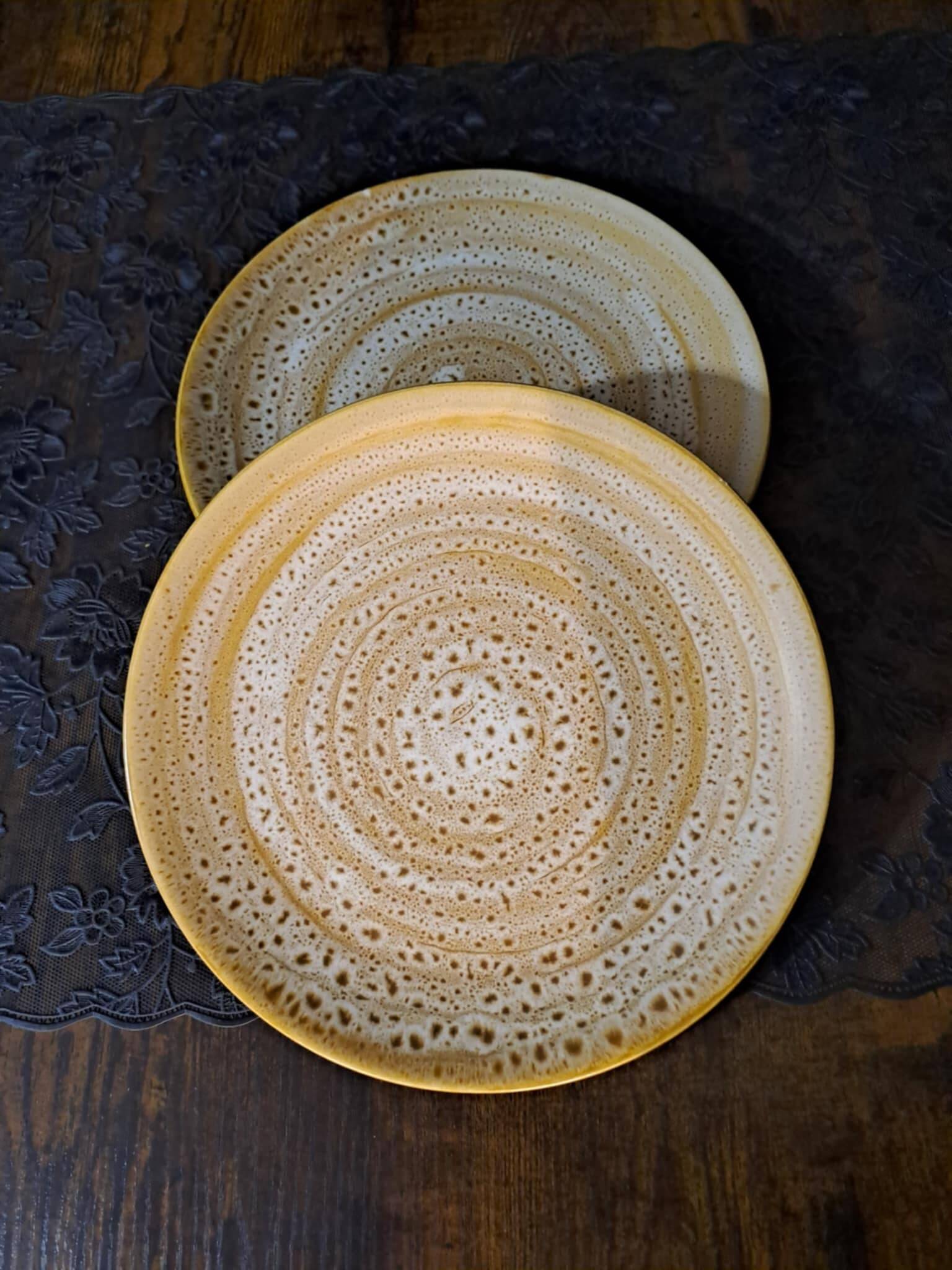 4 flat plates in Niderviller stoneware